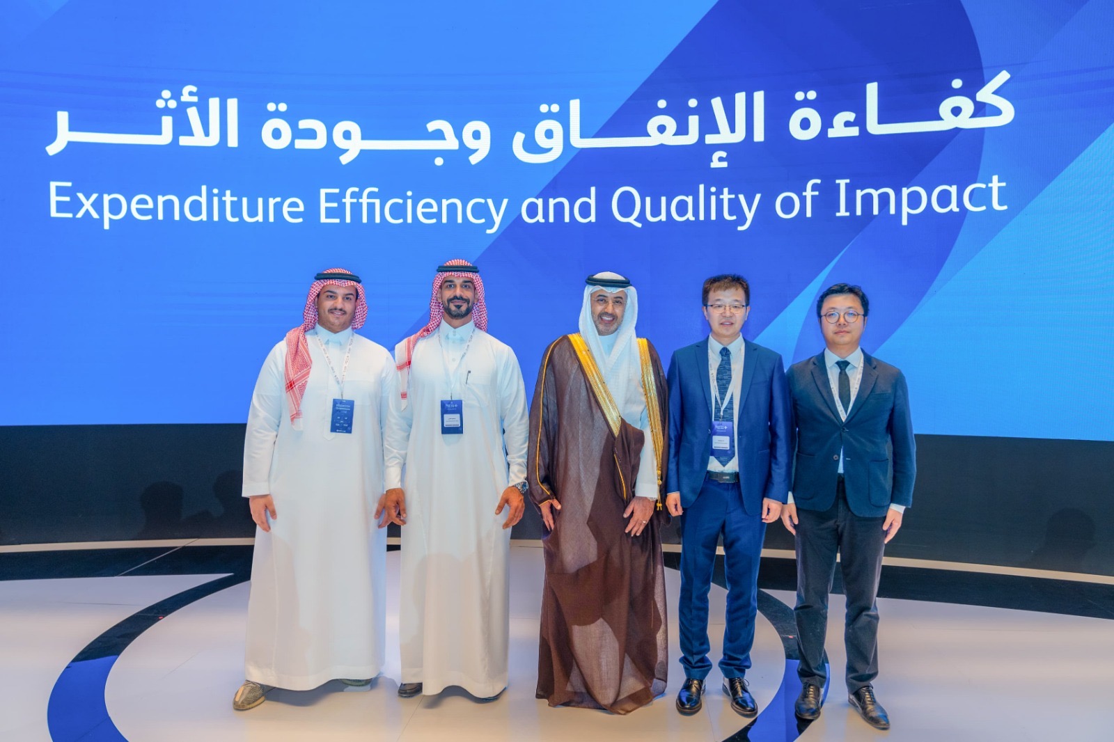You are currently viewing Supporting Government Entities in Their Digital Transformation Journey in the Kingdom Huawei Cloud Joins the National Framework Agreement for Cloud Services with Expenditure & Projects Efficiency Authority (EXPRO)