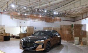 BMW Saudi Arabia drive creative collaboration as the Premier Sponsor of the inaugural Downtown Design Riyadh   Mohamed Yousef Naghi Motors partner with Saudi designer for progressive BMW Lounge   • The BMW Lounge to serve as the main hospitality hub for Downtown Design Riyadh. • BMW Saudi Arabia’s presence at the inaugural Downtown Design Riyadh showcases the MYNM’s commitment to empowering and supporting local talent.​