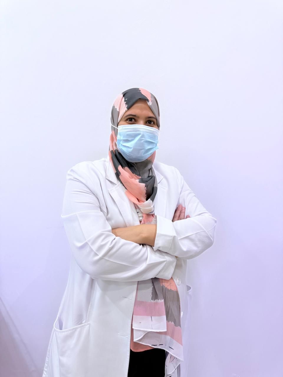 You are currently viewing الدكتورة سميرة خطاب: خبيرة تتجاوز 15 عامًا في طب الجلدية والتجميل في مجمع القصيم الطبي ببريدة