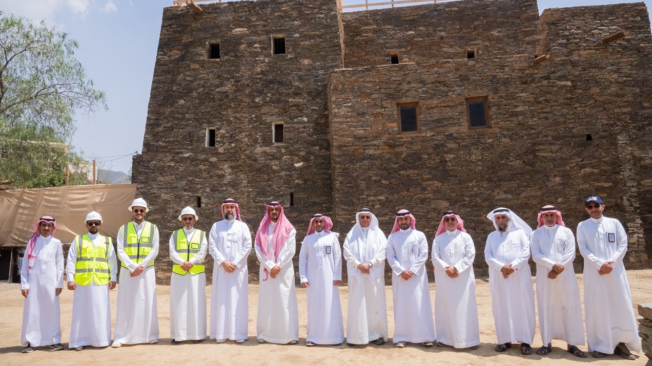 You are currently viewing السودة للتطوير تُنجز المرحلة الأولى من الإصلاحات العاجلة لمبنى “حِصن الشيخ” التراثي في رجال ألمع