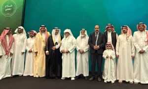 تكريم ( الهفتاء)  تقديرًا لمسيرته ودعمه للإعلام السعودي