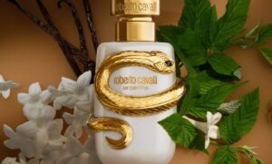 روبيرتو كافالي تقدم عطر سربنتين الجديد عطر أساسي جديد ينضمّ إلى مجموعة عطور المميزة