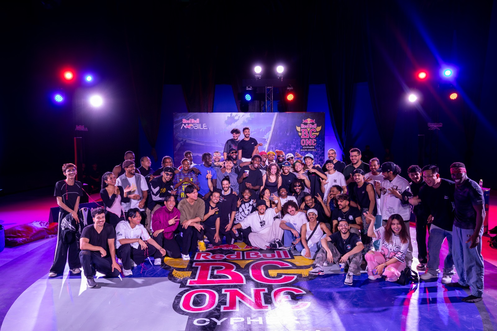 You are currently viewing أشهر بطولة للبريك دانس تعود إلى السعودية بعد 12 عاماً لتلهب ساحة الرقص الشبابي “ريد بُل بي سي وان” في الرياض مع ريد بُل موبايل والفائز سيمثل المملكة في النهائيات العالمية في طوكيو