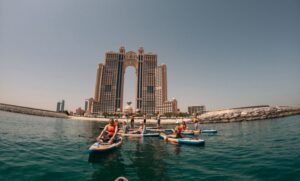 فندق ريكسوس مارينا أبوظبي يطرح باقات حصرية باللياقة البدنية لسكان العاصمة