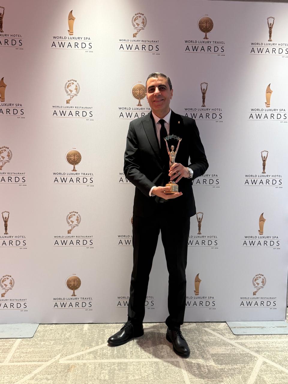 You are currently viewing فندق تايم ريا مكة يحصد جائزتين مرموقتين في حفل “Luxury Hotel Awards” لعام 2025