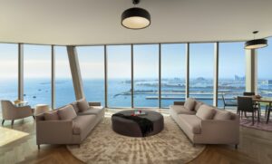 ريكسوس بريميوم دبي يعلن عن عرض الإقامة والعشاء الجديد فرصةٌ لعيش أجواء متفردة في منطقة جميرا بيتش ريزيدنس في رحاب مكانٍ مميز واستثنائي أثناء حجزكم لغرفة أو جناح، فضلاً عن بوفيه عشاء متنوع في مطعم تركواز لكل ليلة من الإقامة