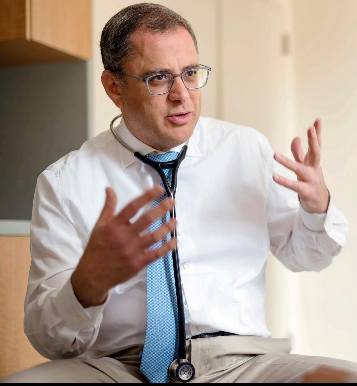 You are currently viewing مركز ميموريال سلون كترينغ لعلاج السرطان يستعرض أحدث الابتكارات والأبحاث لدعم رؤية المملكة العربية السعودية الصحية خلال معرض الصحة العالمي في الرياض خبراء المستشفى يسلّطون الضوء على علم الجينوم، المستشفيات الذكية، المبادرات التعليمية، والتطورات الحديثة في أبحاث سرطان القولون والمستقيم، تعزيزًا للعلاقات الراسخة مع مؤسسات الرعاية الصحية الرائدة في المملكة