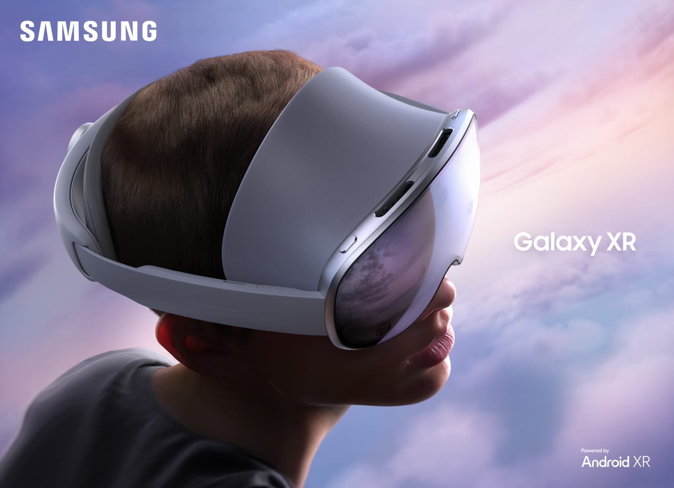 You are currently viewing سامسونج تكشف عن Galaxy XR: انطلاقة نحو عوالم جديدة صُمم وفقاً لمنصة مفتوحة وقابلة للتوسع، مدعومة بالذكاء الاصطناعي متعدد الوسائط ليمهّد الطريق لمنظومة Android XR ويُطلق العنان لمستقبل من الاكتشاف واللعب والعمل.