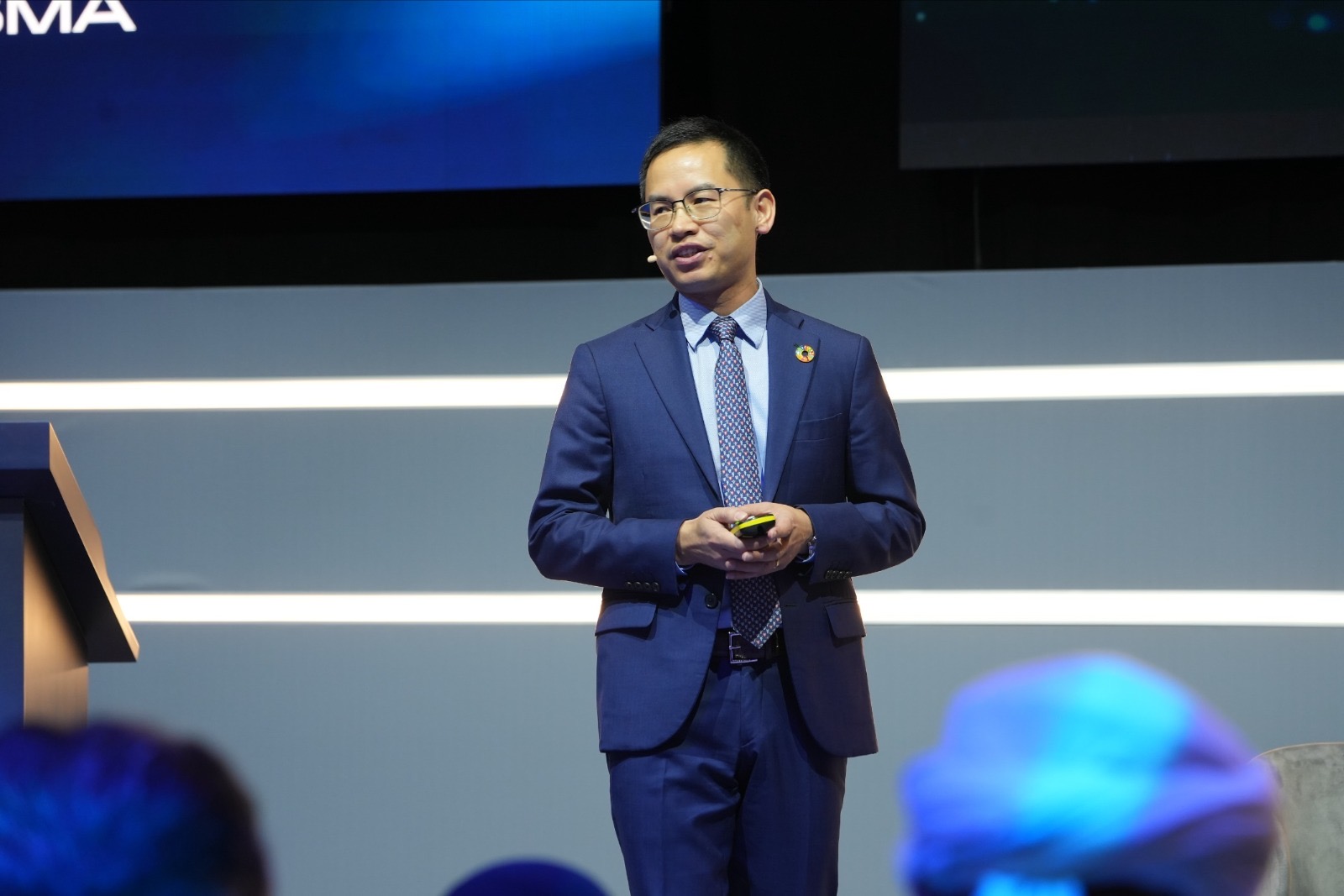 You are currently viewing Huawei’s Allen Tang Charts Bold 5G-A and AI Telecom Vision for GCC Region at MWC25 Doha  – Huawei Outlines 3A Strategy: 5G-A, Standalone, and AI to Drive 4-7% Telecom Growth and New Revenue Models in the GCC