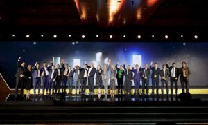 جوائز إنترسك 2026 تحتفي بالقادة الذين يشكلون مستقبل قطاعات الأمن والسلامة والحماية من الحرائق • ستُكرّم هذه الجوائز المبتكرين والقادة وأصحاب الرؤى الذين يضعون معايير جديدة ضمن ثلاث فئات مميزة، تشمل: الحماية من الحرائق، والأمن، والقطاع الصناعي. • ستضم الدورة الخامسة من الجوائز 17 فئة، بما في ذلك جائزة النجم الصاعد للمواهب الإماراتية، وجائزة الرائدات في قطاع الأمن والسلامة من الحرائق والصحة والسلامة المهنية، وجائزة قائد القطاع المتميز لهذا العام. • سيتم الإعلان عن الفائزين في يوم 13 يناير خلال حفل عشاء توزيع جوائز معرض إنترسك 2026.