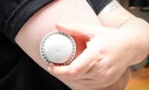 Faulty glucose monitors linked to 7 deaths and more than 700 injuries, FDA warns