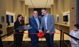 Samsung Opens New Experience Store in Jeddah, Strengthening Its Retail Presence in Saudi Arabia Located in the heart of U Walk, the new Samsung Experience Store is designed to offer exceptional experience for Samsung Mobile Fans