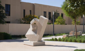 تشمل واجهة روشن ومجتمع سدرة والمسار الرياضي  “الرياض آرت” يعلن تركيب أعمال “طويق للنحت” في مواقع جديدة ضمن مجموعة الأعمال الفنية الدائمة