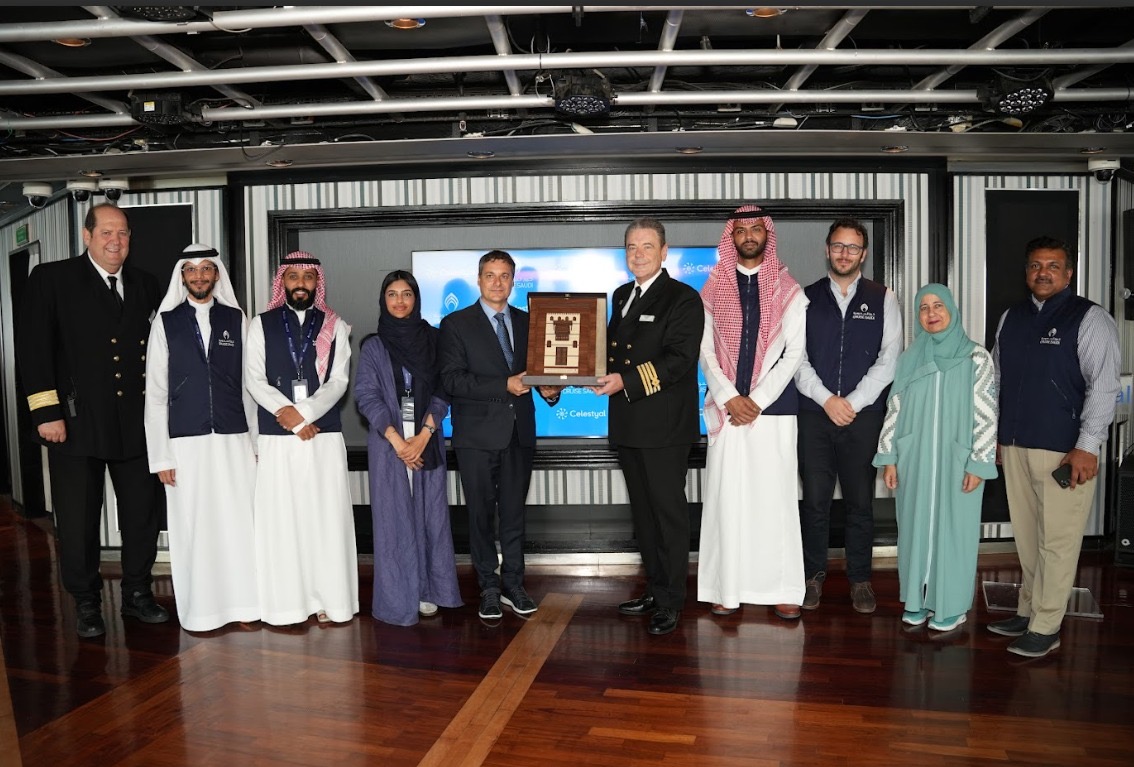 You are currently viewing Cruise Saudi welcomes Celestyal on its maiden call to Jeddah with plaque exchange