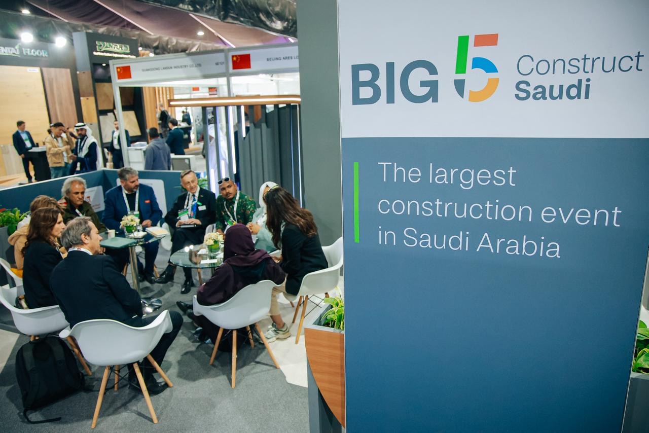 You are currently viewing معرض Big 5 Construct Saudi ينطلق اليوم لتسليط الضوء على أرقى حلول التجهيز الداخلي والتشطيبات لدعم مشاريع البناء البالغة قيمتها 1.7 تريليون دولار أمريكي في السعودية