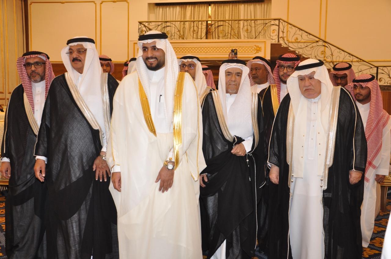 You are currently viewing الحلبي يحتفل بعقد قران ابنته