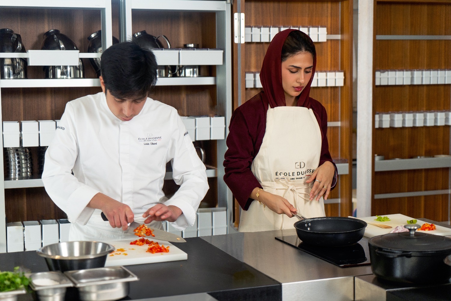 You are currently viewing تمتّعوا بتجربة طهي رمضانية مُميّزة في إيكول دوكاس أبوظبي