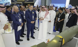 “الكيميائية السعودية” تختتم مشاركتها في معرض الدفاع العالمي 2026