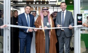 شنايدر إلكتريك تطلق أكاديمية إقليمية لتقنيات الطاقة من المملكة لبناء كفاءات المستقبل