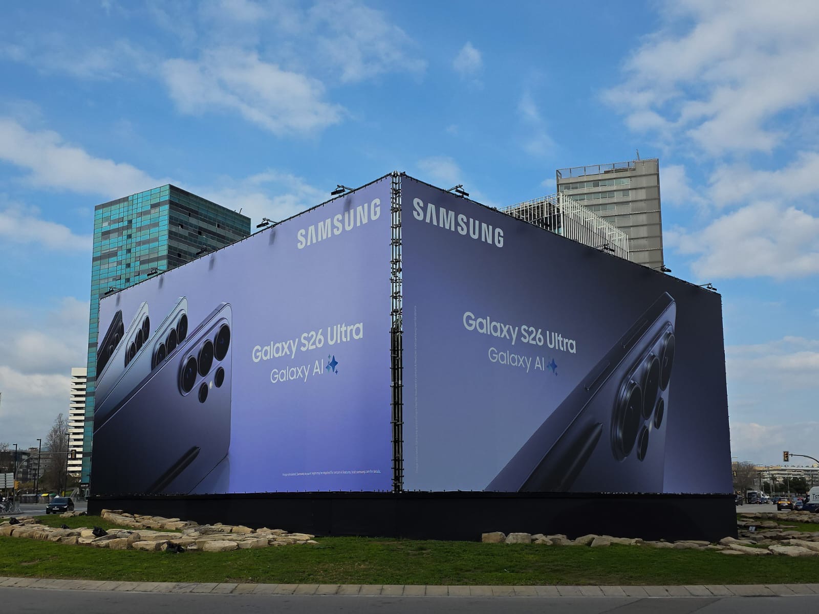 You are currently viewing Samsung Advances Galaxy AI and Its Connected Ecosystem at MWC 2026 Building on its Unpacked momentum, Samsung is showcasing the Galaxy S26 series and its Agentic AI vision with deeper ecosystem experiences across the Galaxy S series and wearables