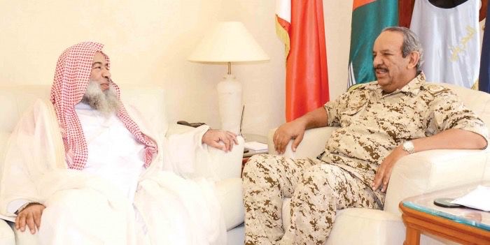 You are currently viewing السعيدي: المشير خليفة بن أحمد قائد الميدان وحكمة الدولة في زمن التحديات