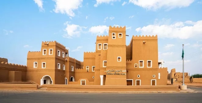 You are currently viewing الرياض تشهد تنوعا في التجارب الترفيهية والثقافية خلال عيد الأضحى