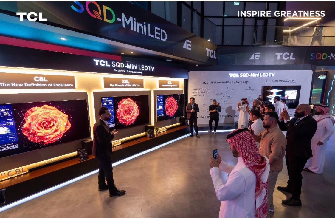 You are currently viewing TCL تطلق مجموعة تلفزيونات SQD-Mini LED لعام 2026 في المملكة العربية السعودية، وتكشف النقاب عن طرازات C7L و C8L والطراز الرائد X11L