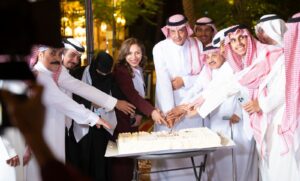 صالون الرياض الفني يحتفل بمرور عشر سنوات على تأسيسه ويستعد لدعم المواهب في ميادين الفن والثقافة