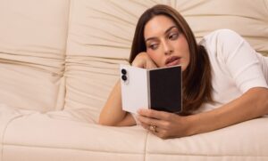 The Switch Heard Across MENA: Karen Wazen Joins as Samsung Galaxy Mobile Brand Ambassador