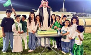 96 فارسًا و96 حصانًا يحتفون باليوم الوطني الـ96
