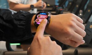 صحتك أعمق من مجرد رقم: كيف تُرسي ساعتا Galaxy Watch9‏ وGalaxy Watch Ultra2‏ أعلى معايير الذكاء الاستباقي في الأجهزة القابلة للارتداء
